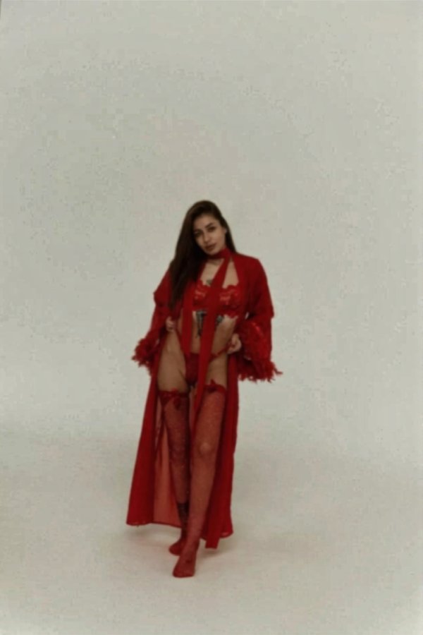 bee62a09-0582-4ea4-9fa5-cbae73a5b1cf.jpg